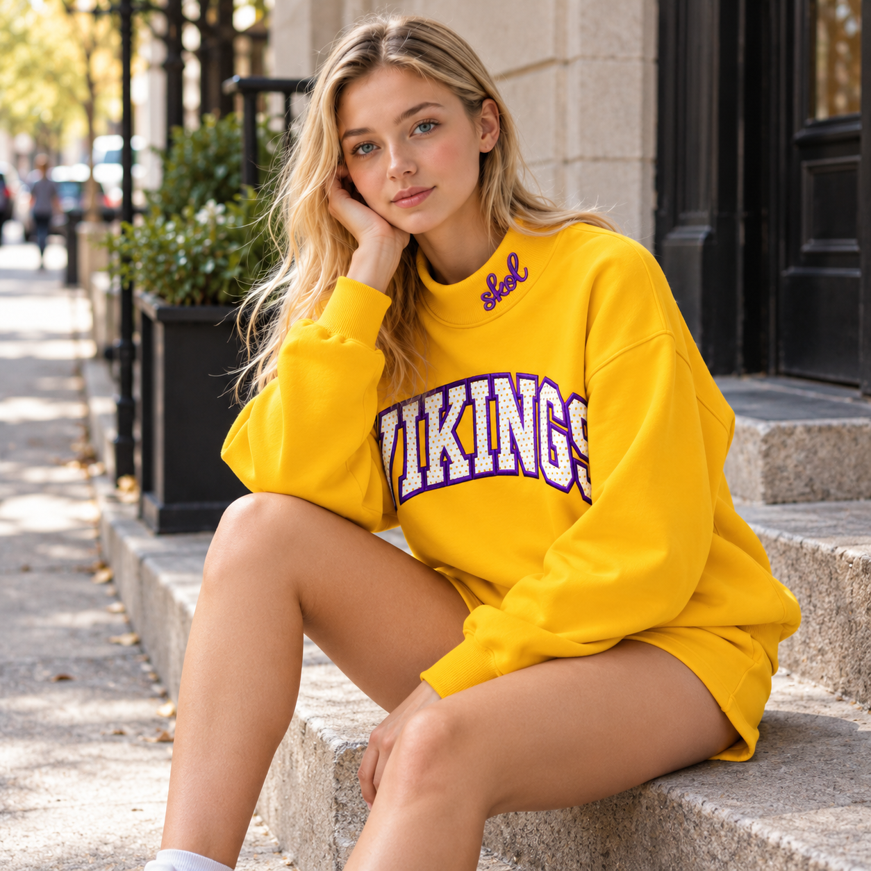 Vikings Doted Appliqué Embroidered Mock Neck Sweatshirt