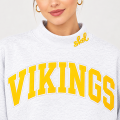 Vikings Chest Appliqué Mock Neck Sweatshirt | Vintage