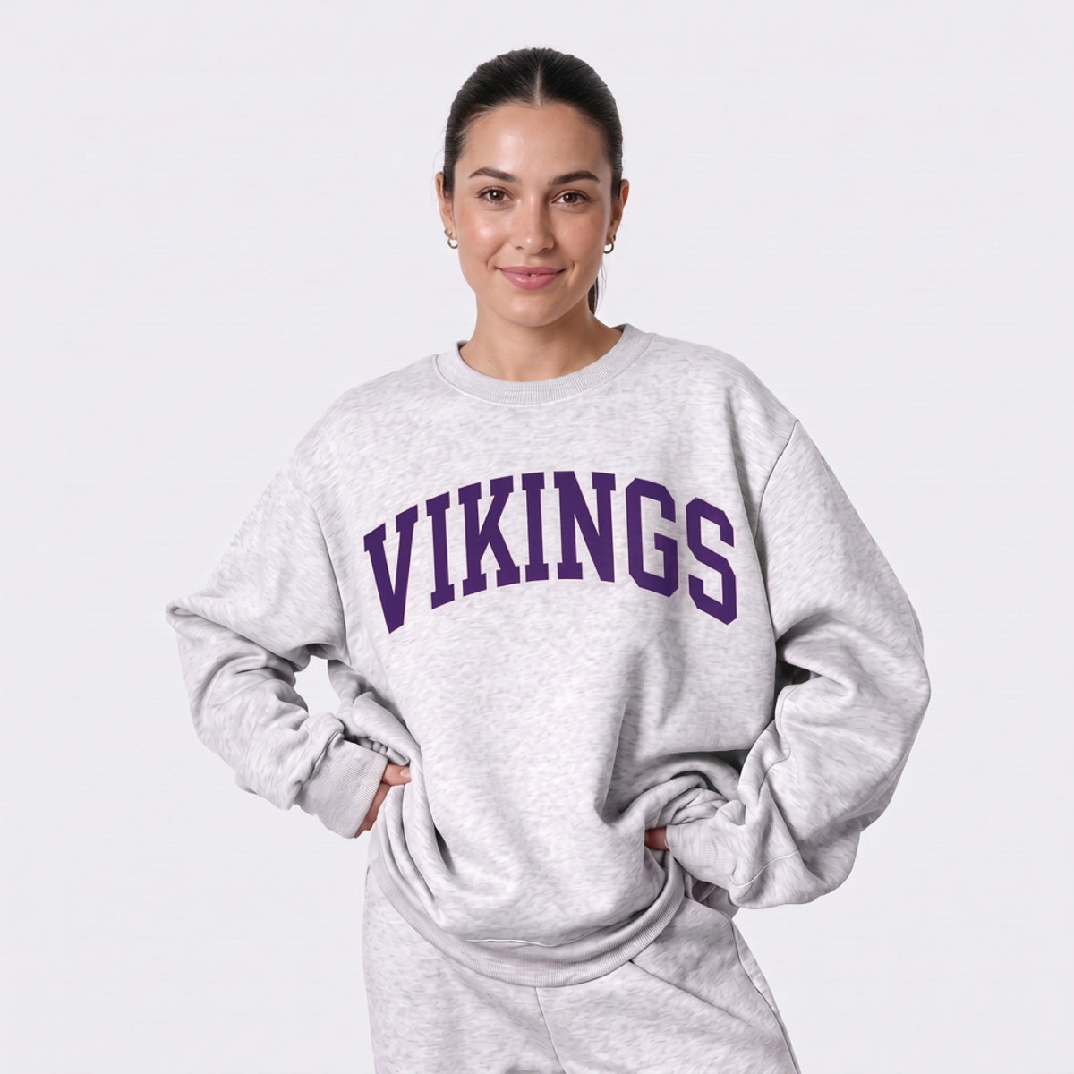 Classic Athletic Vikings Graphic Print Crewneck Vintage Sweatshirt